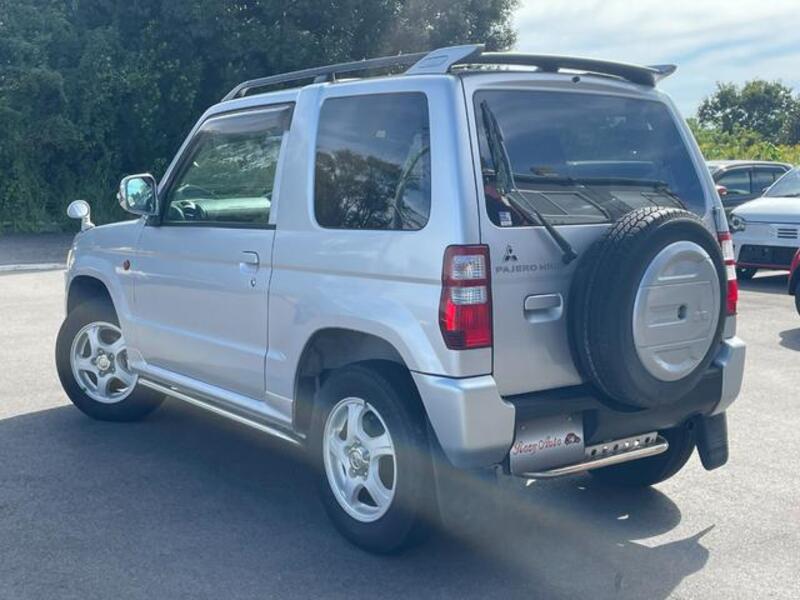 PAJERO MINI