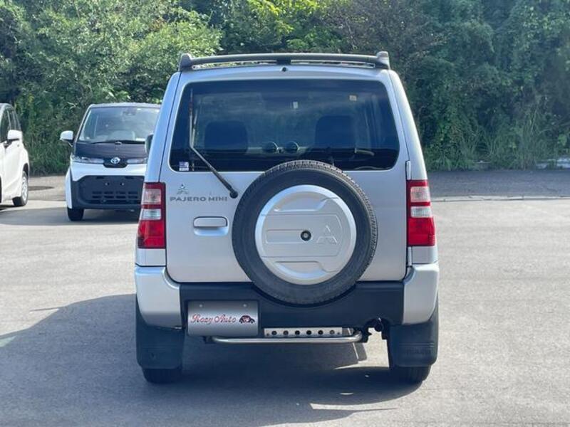 PAJERO MINI