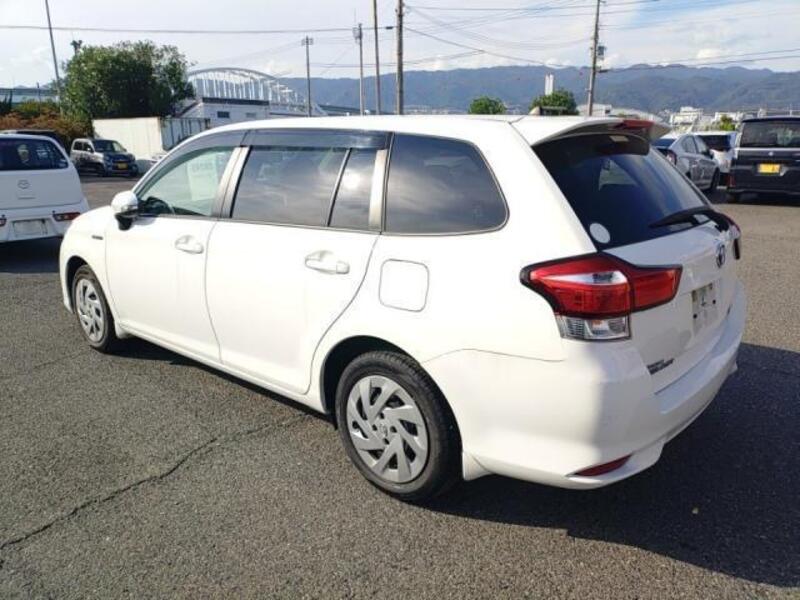 COROLLA FIELDER