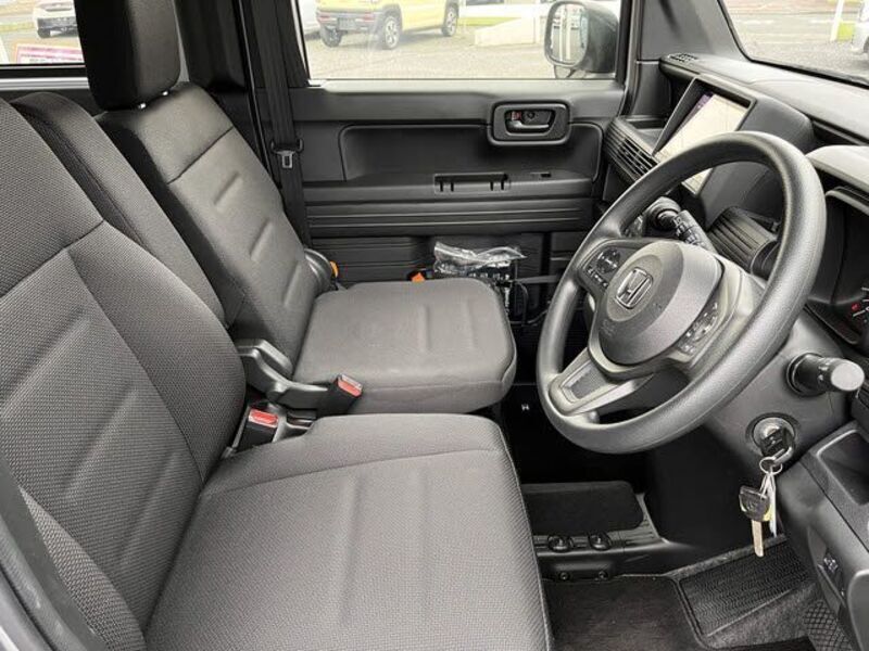 N-VAN