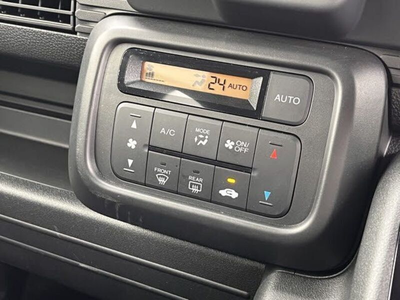 N-VAN
