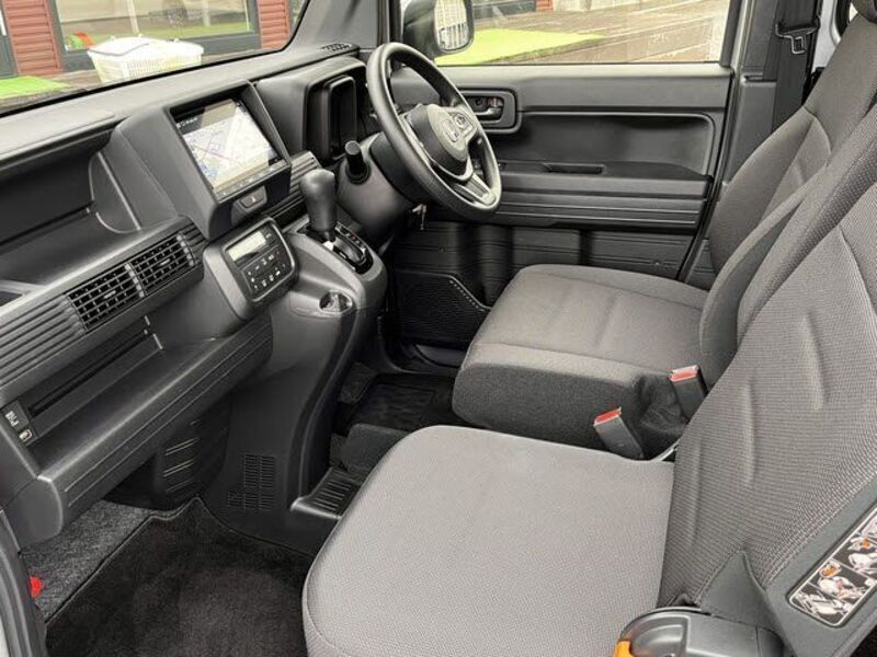 N-VAN