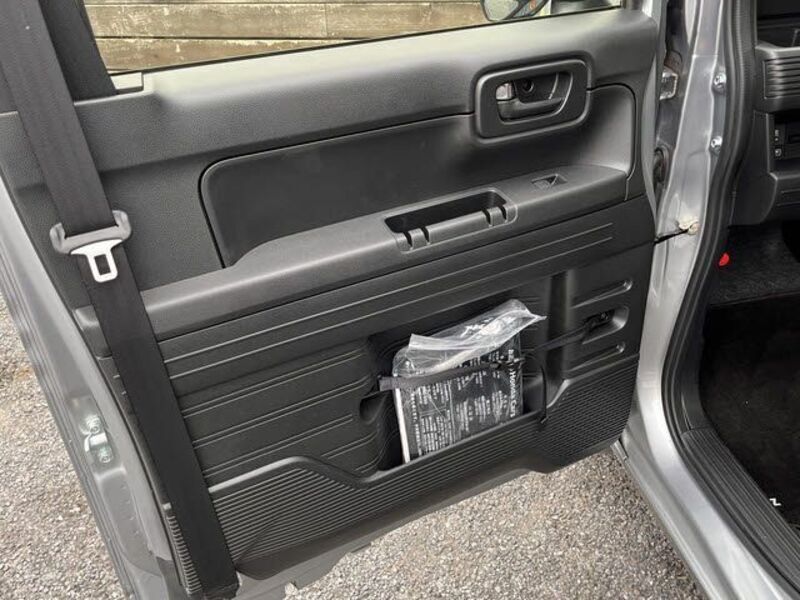 N-VAN