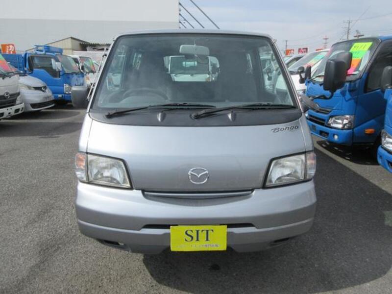 BONGO VAN