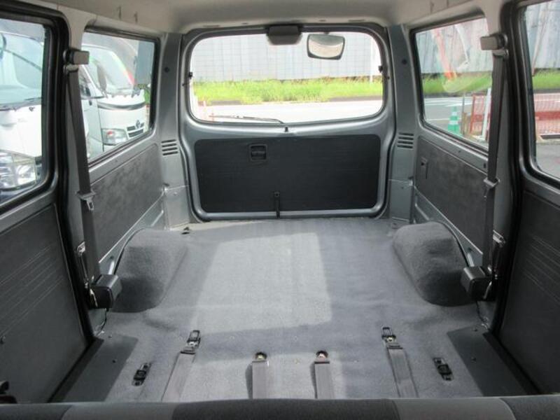 BONGO VAN