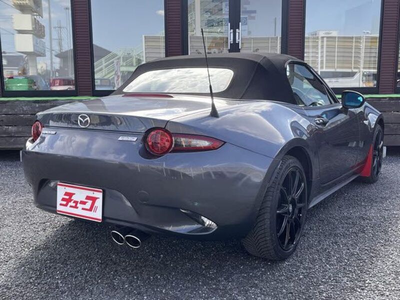 ROADSTER