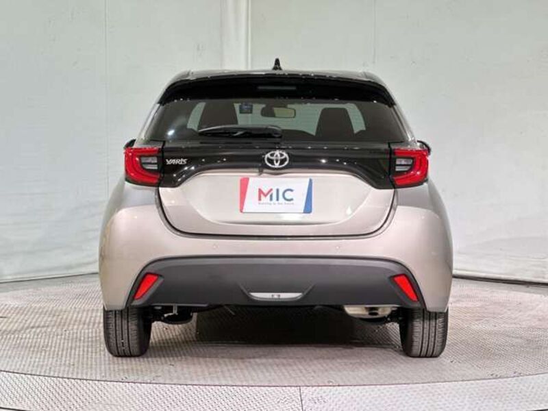 YARIS