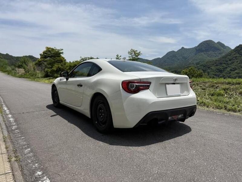 86