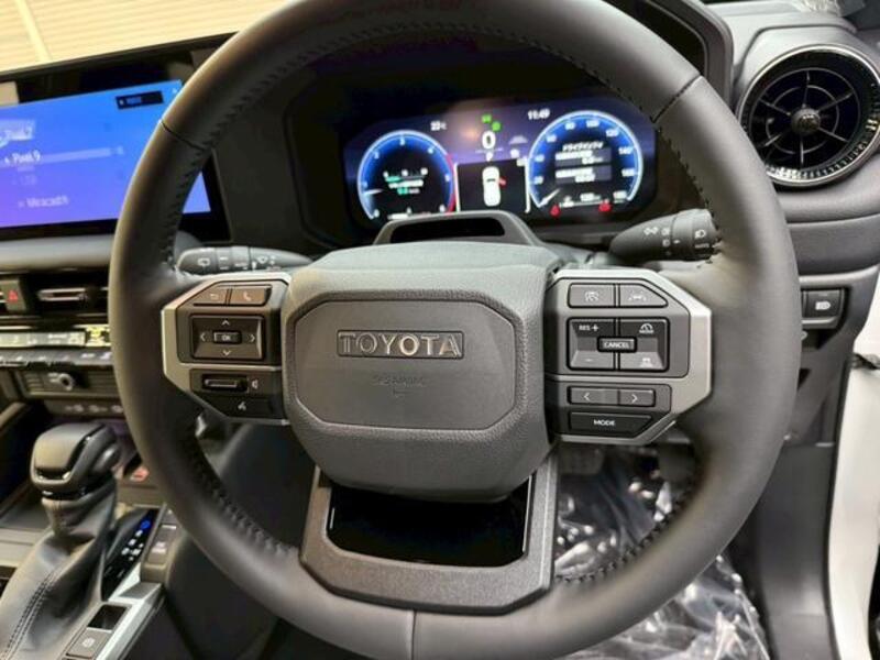 LAND CRUISER 250