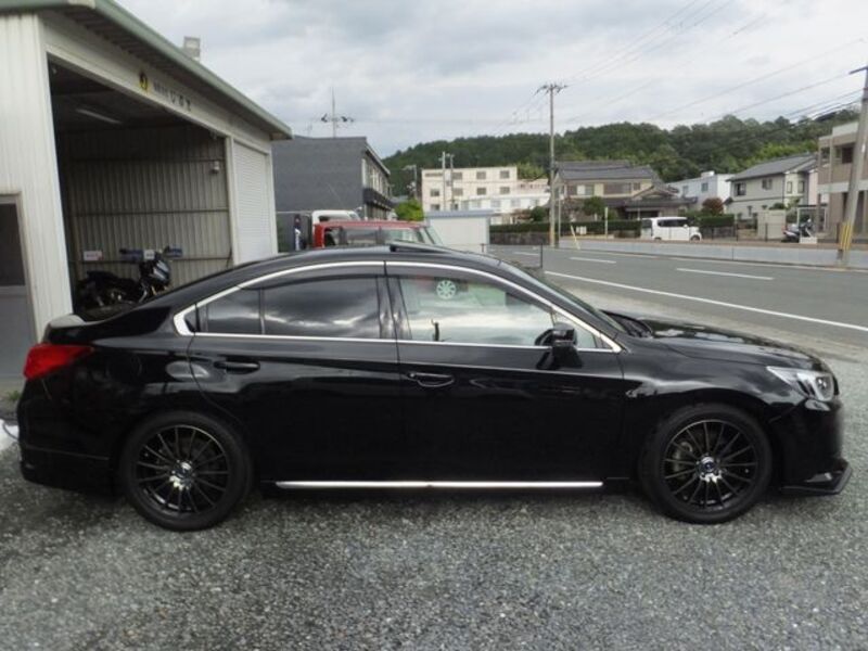LEGACY B4