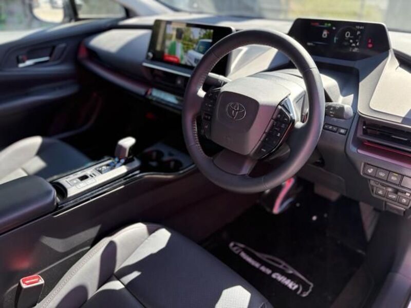 PRIUS PHV