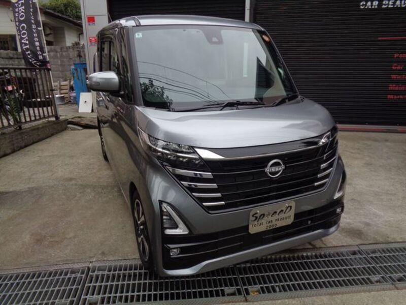 NISSAN ROOX