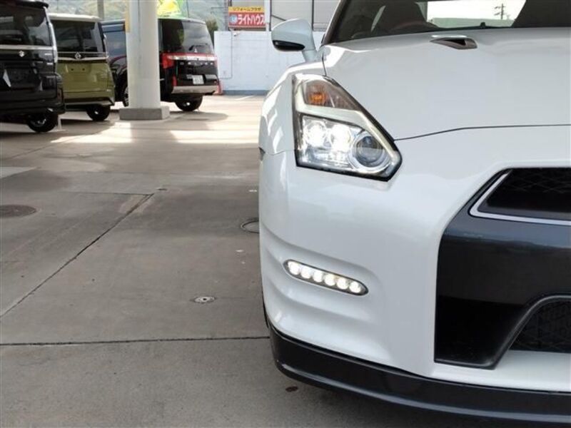 GT-R