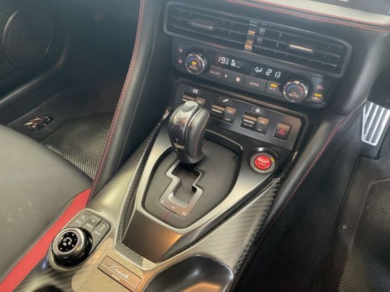 GT-R