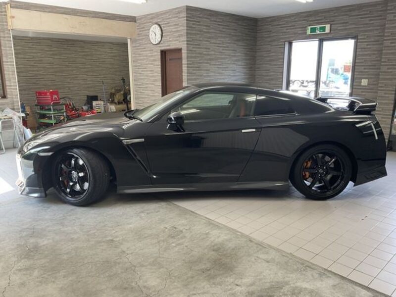 GT-R