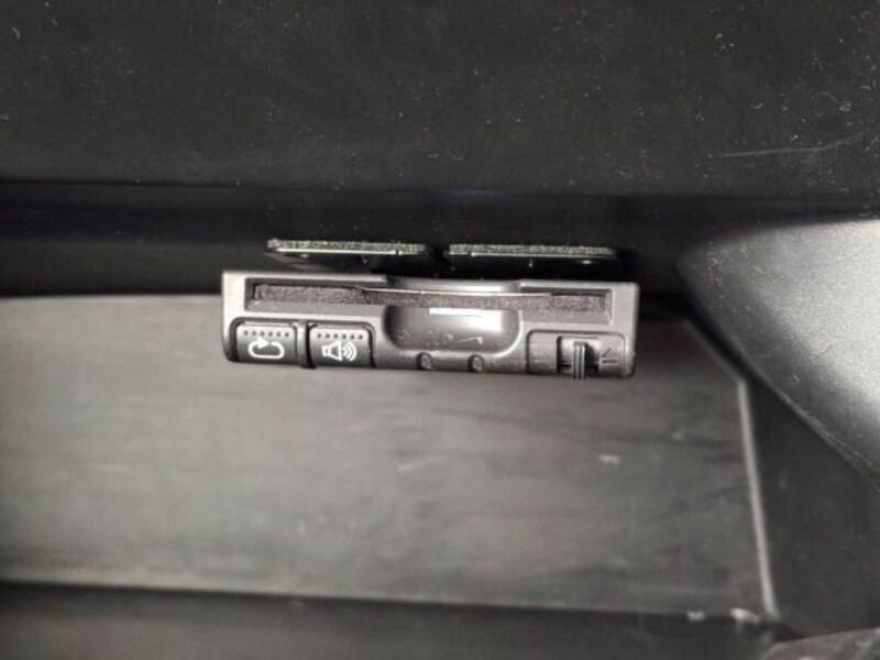 N BOX