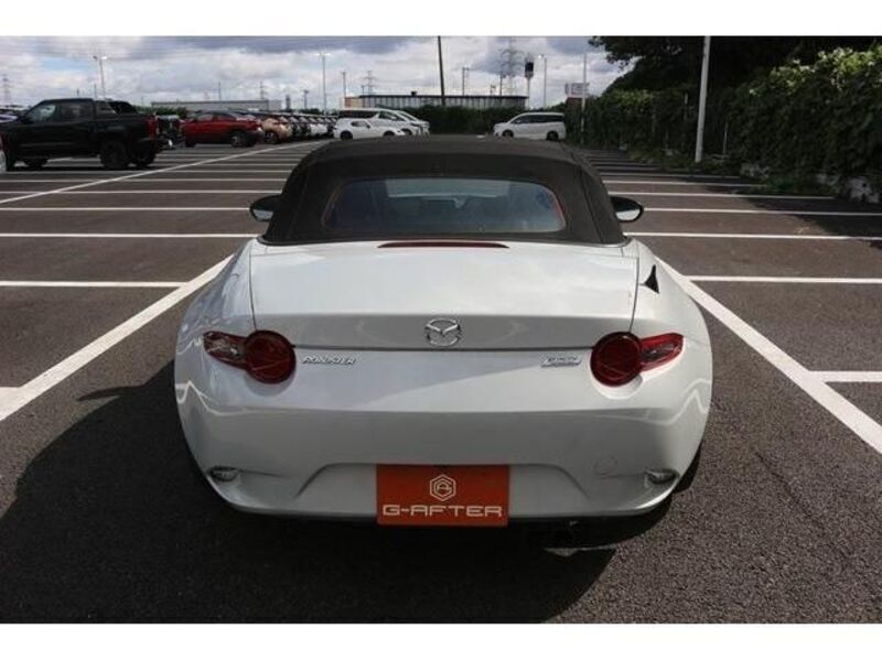 ROADSTER