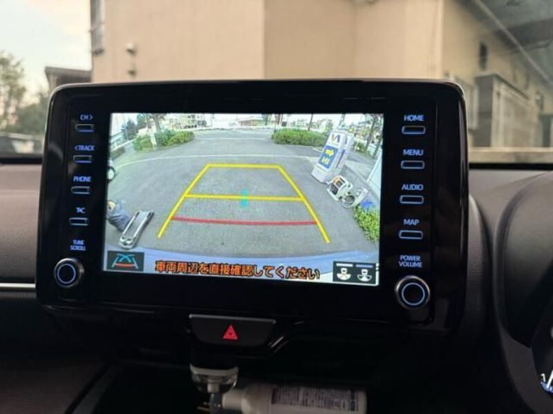 YARIS CROSS