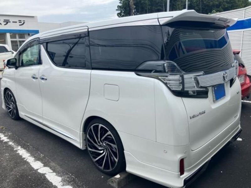 VELLFIRE