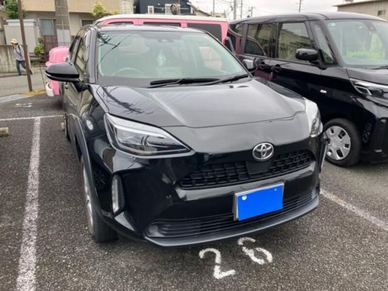 YARIS CROSS