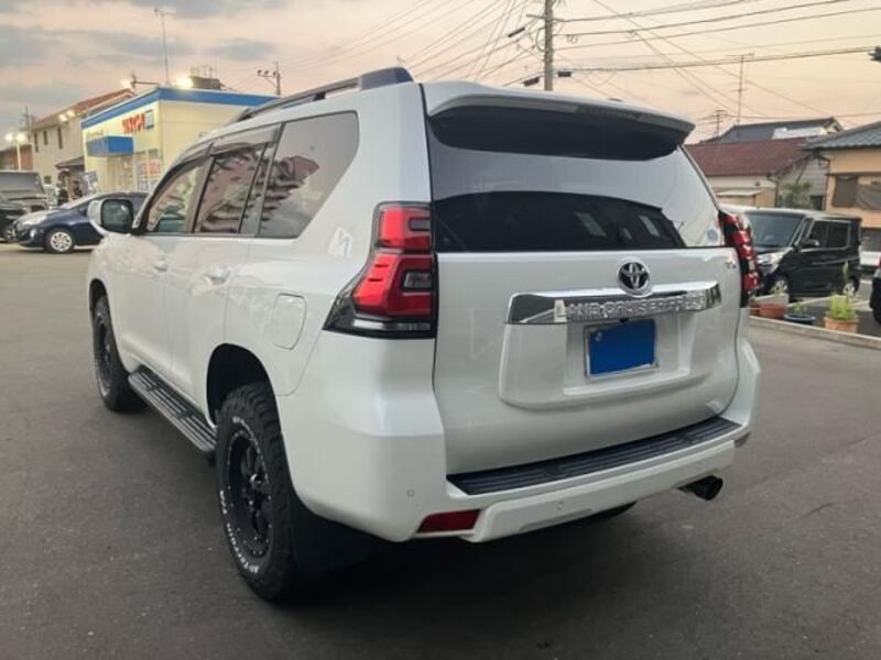 LAND CRUISER PRADO