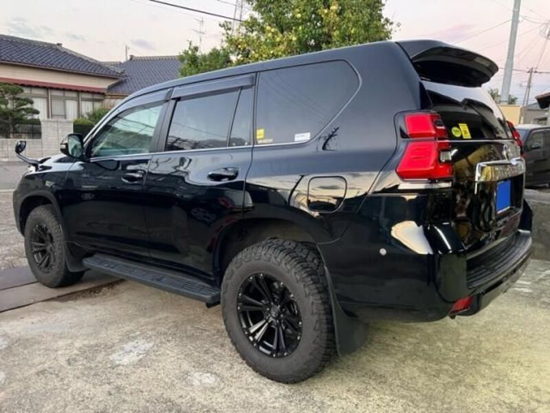 LAND CRUISER PRADO