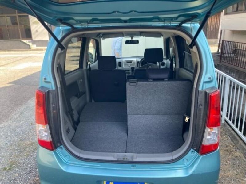 WAGON R