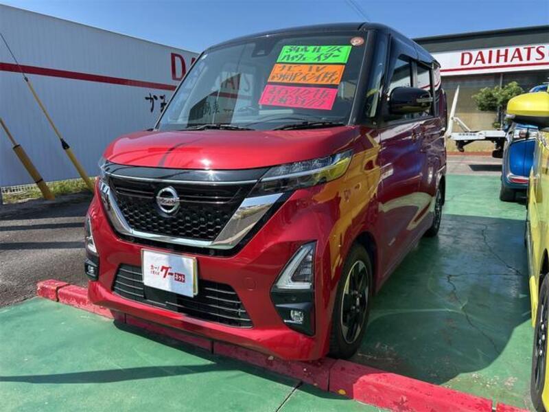 NISSAN ROOX