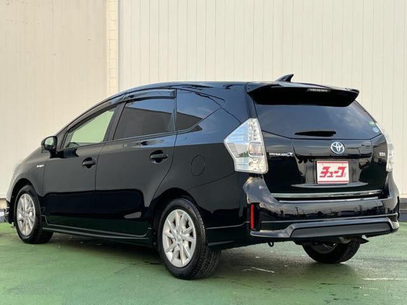 PRIUS ALPHA