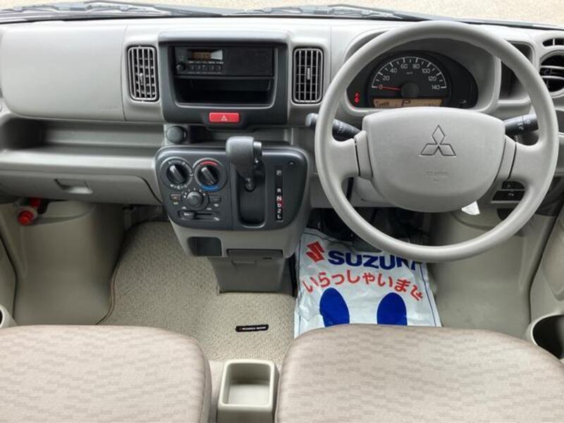 MINICAB VAN