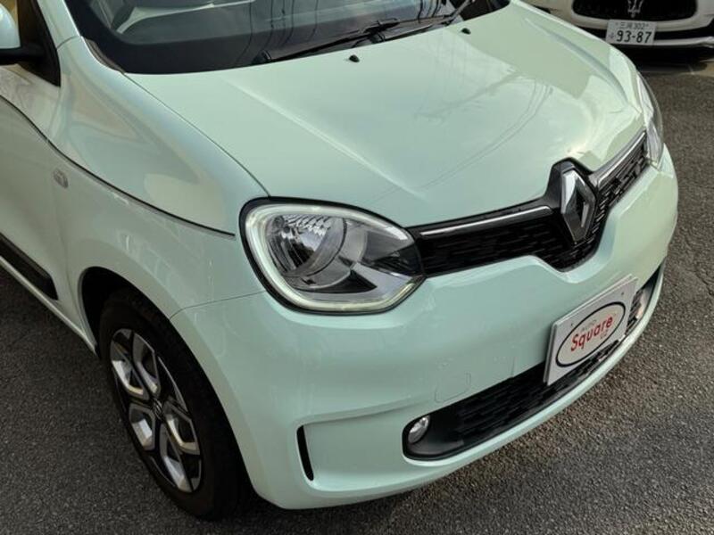 TWINGO