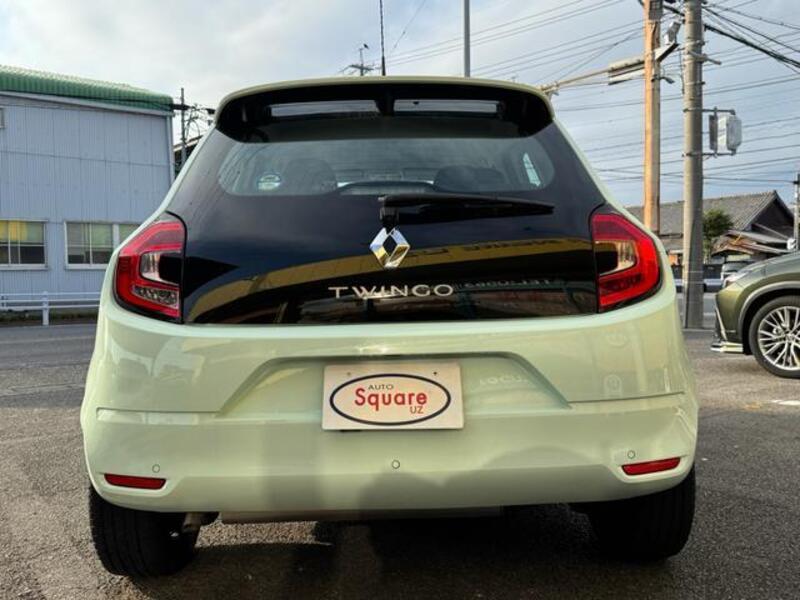 TWINGO
