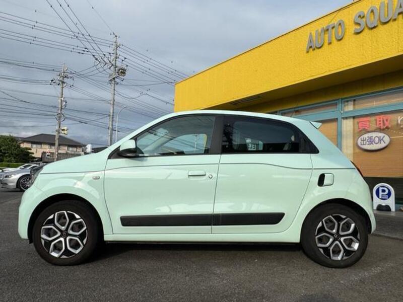 TWINGO