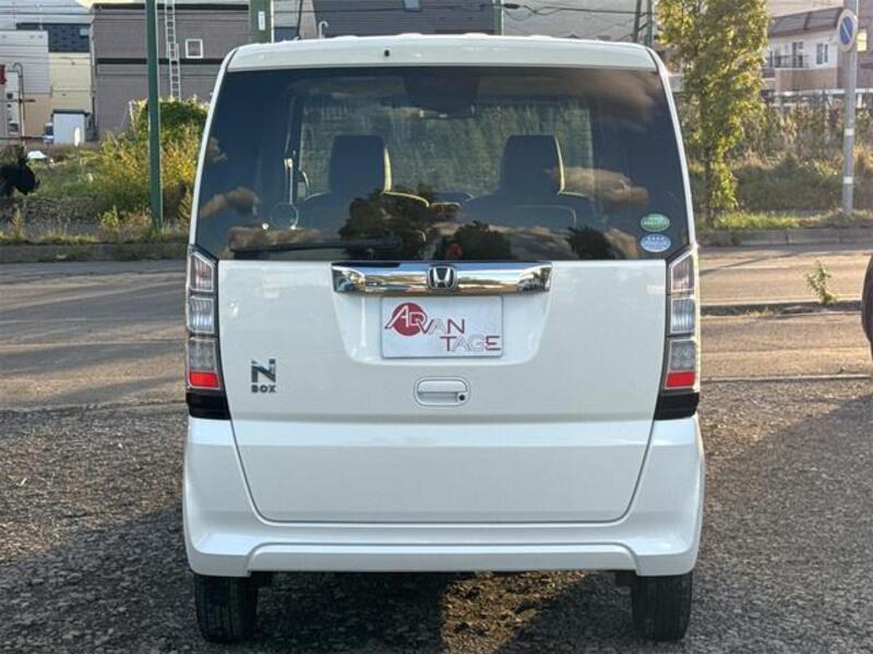N BOX