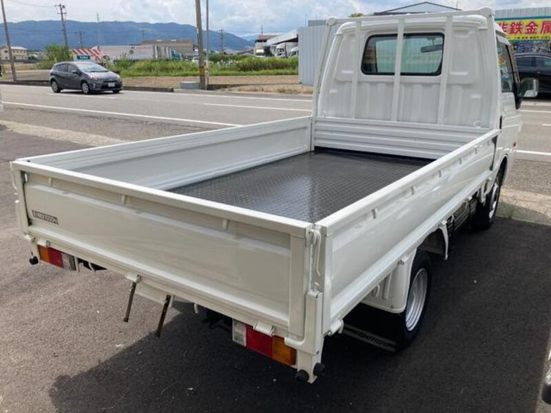 BONGO TRUCK