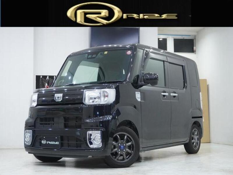 DAIHATSU WAKE