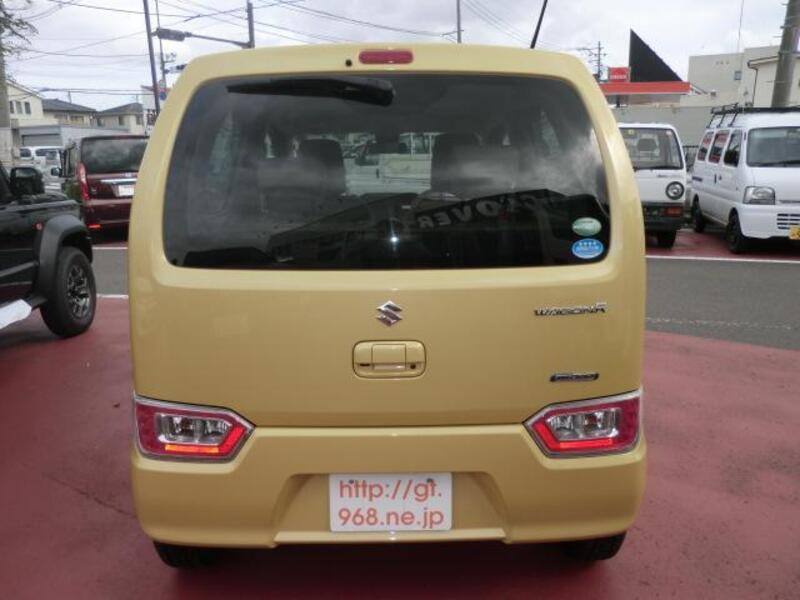 WAGON R