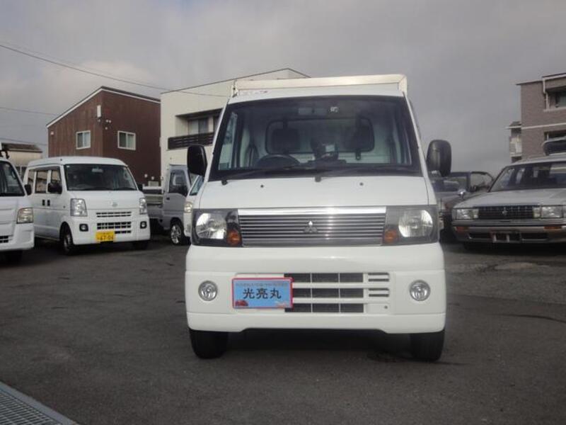 MINICAB TRUCK