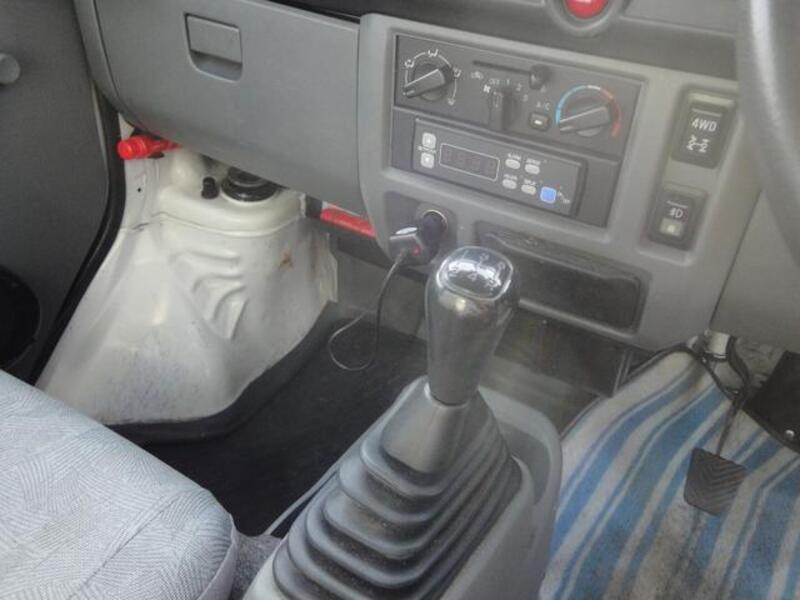 MINICAB TRUCK