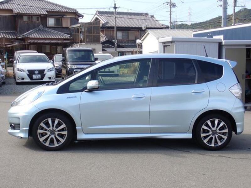 FIT HYBRID