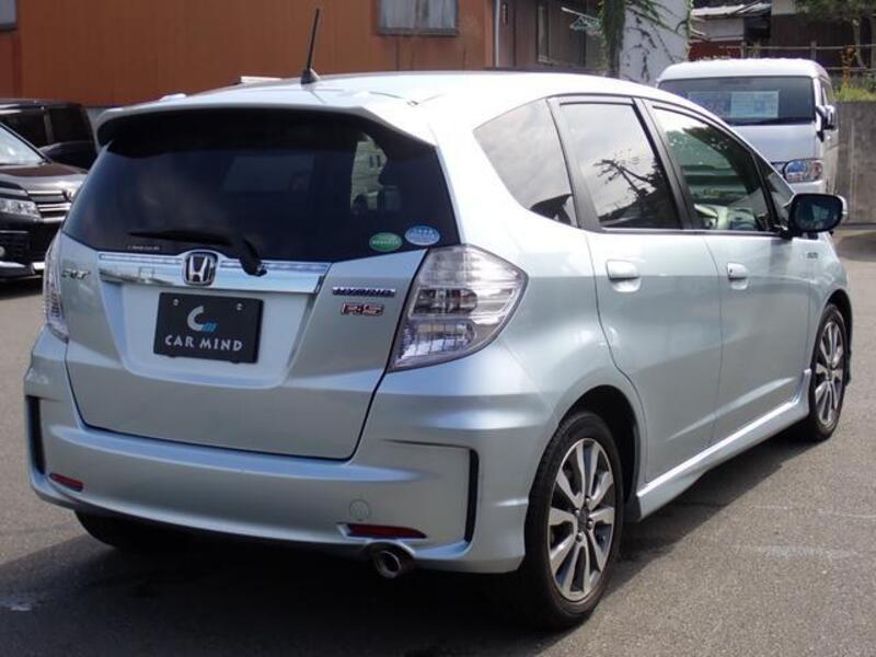 FIT HYBRID