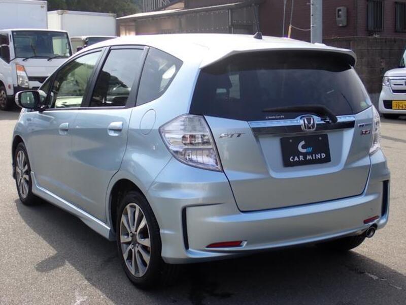 FIT HYBRID