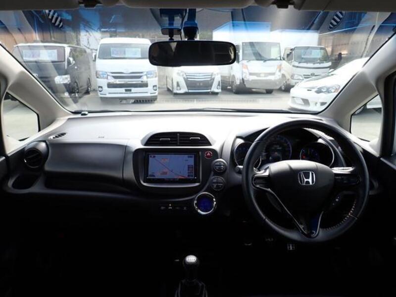 FIT HYBRID