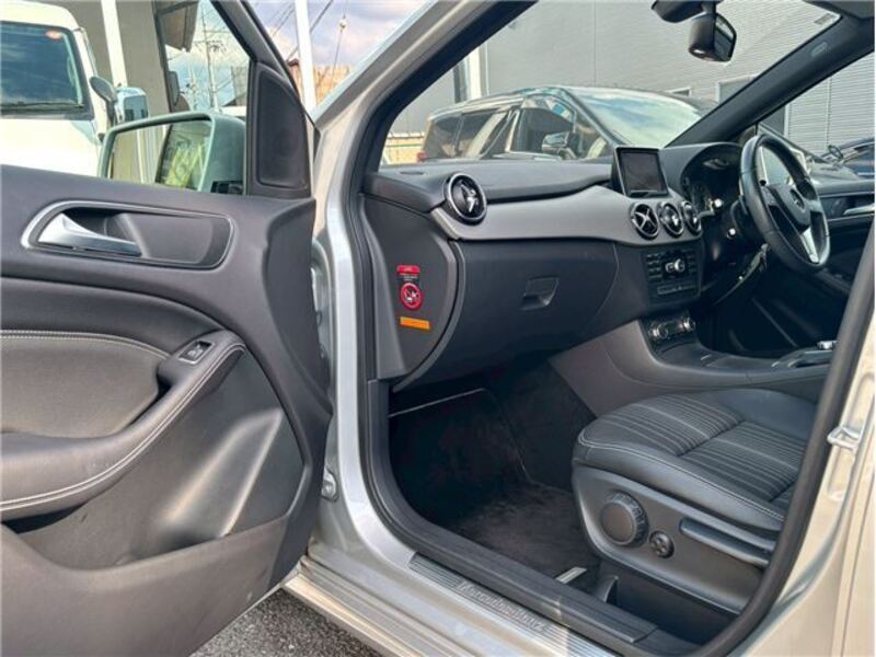 B-CLASS