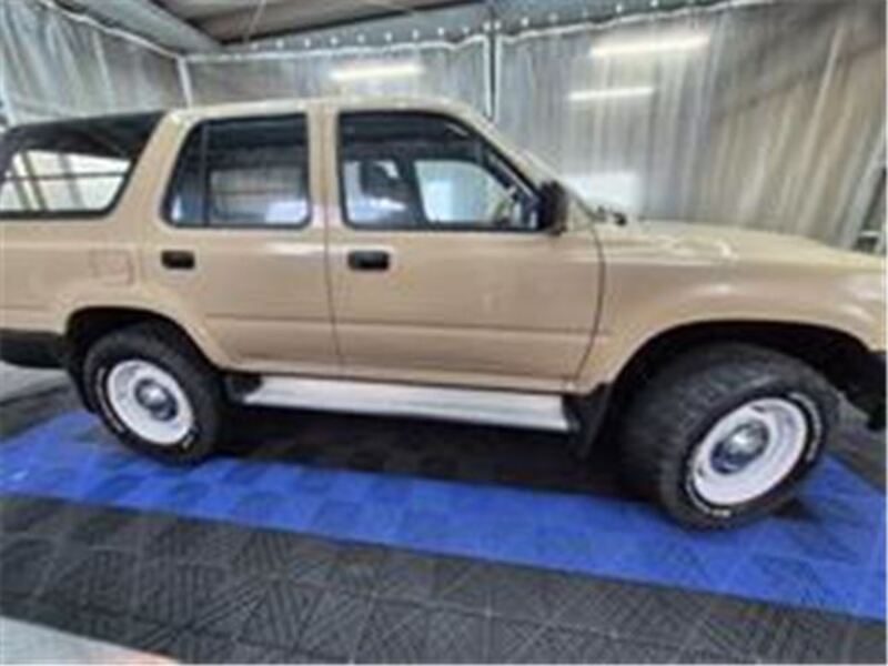 HILUX SURF