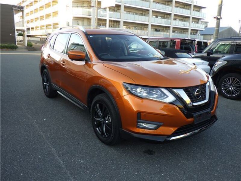 X-TRAIL