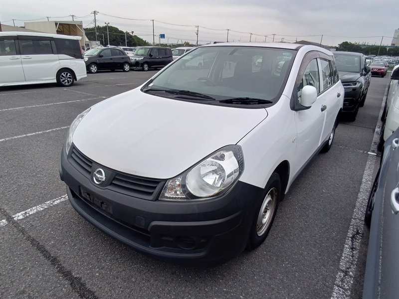 NISSAN AD