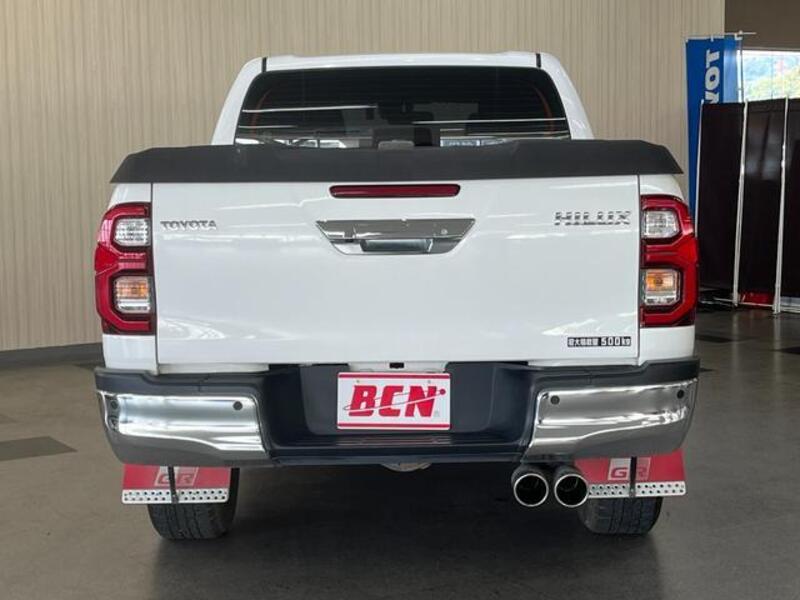 HILUX