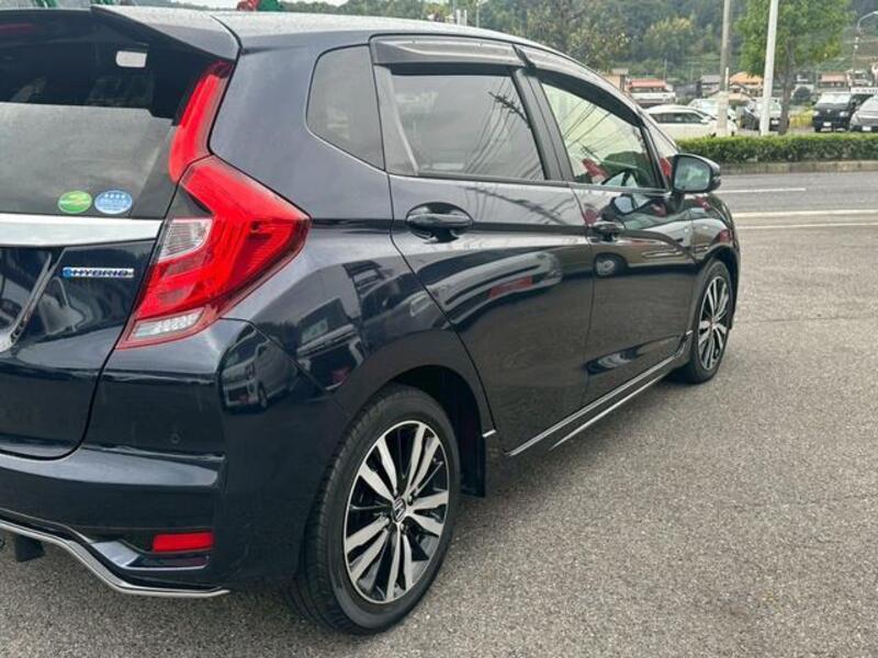 FIT HYBRID
