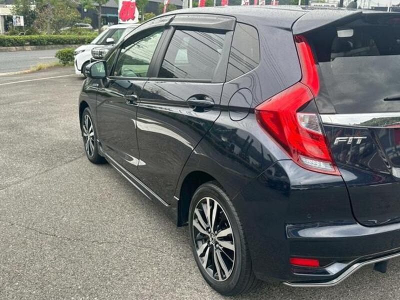 FIT HYBRID